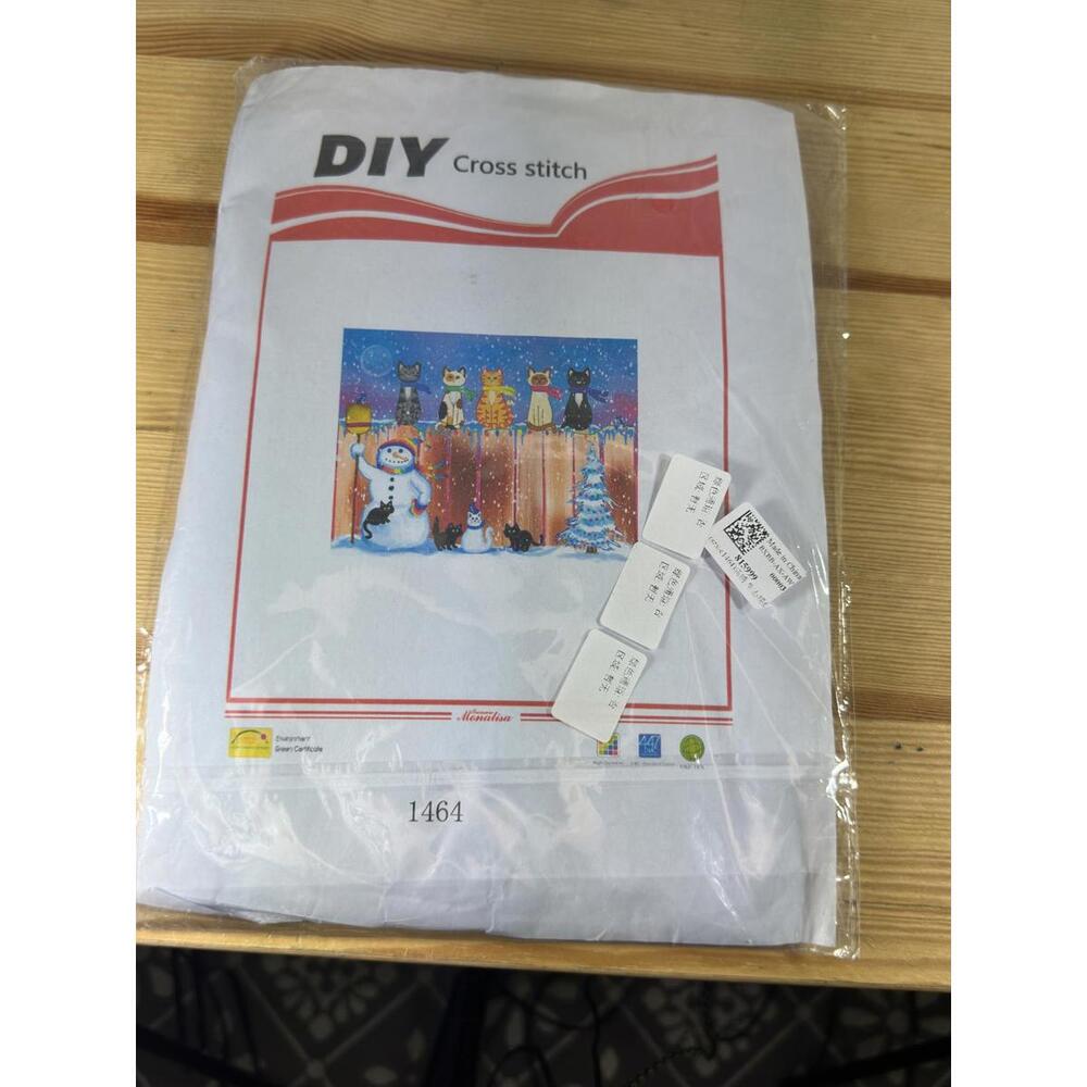 DIY Cross Stitch Kit 1464 Cats and Snowman Winter Scene Printed Fabric New
